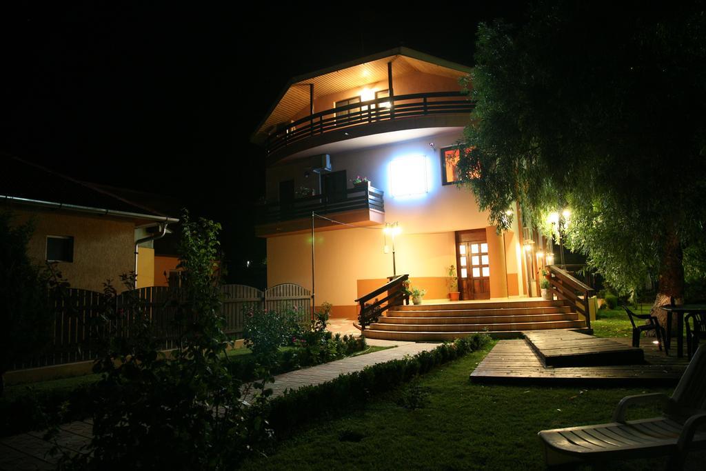 Vila Delta Travel - Mila 23 Mila Douăzeci şi Trei Kültér fotó