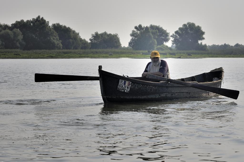 Vila Delta Travel - Mila 23 Mila Douăzeci şi Trei Kültér fotó